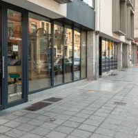 local industriel plaque verisure