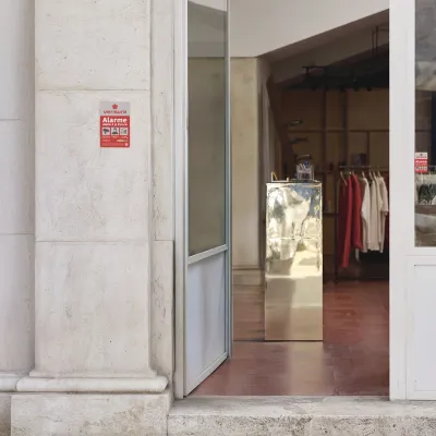 la plaque dissuasive Verisure local professionnel