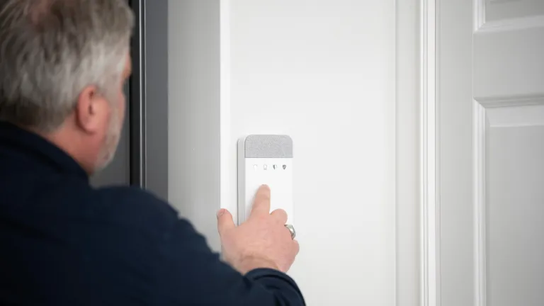 lecteur de badge multifonction homme