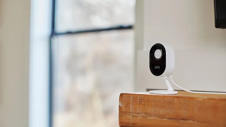 caméra arlo interieur