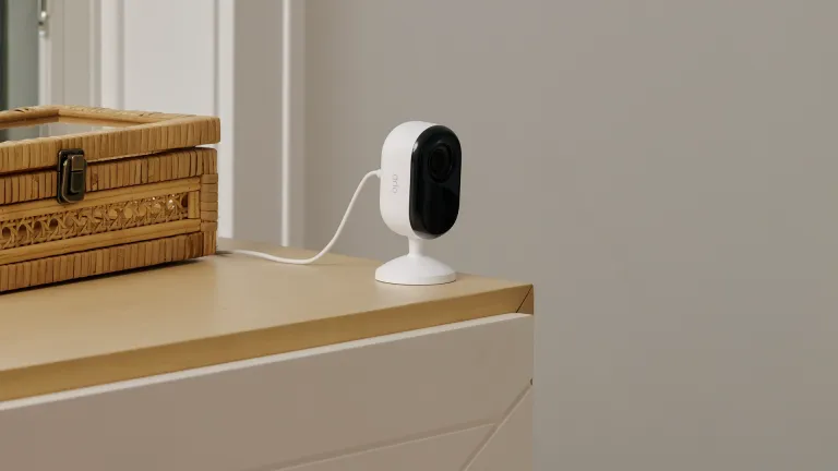 camera arlo chambre