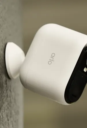camera arlo pro interieur
